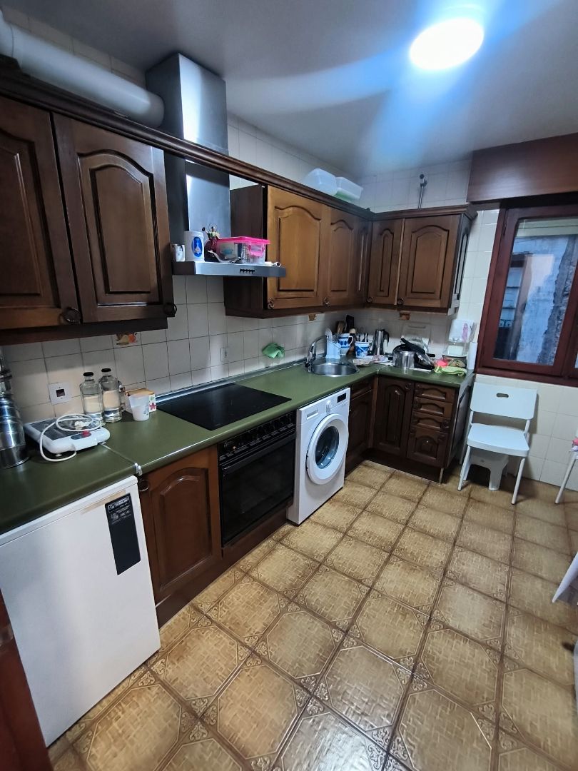 Kitchen of Building for sale in Oña