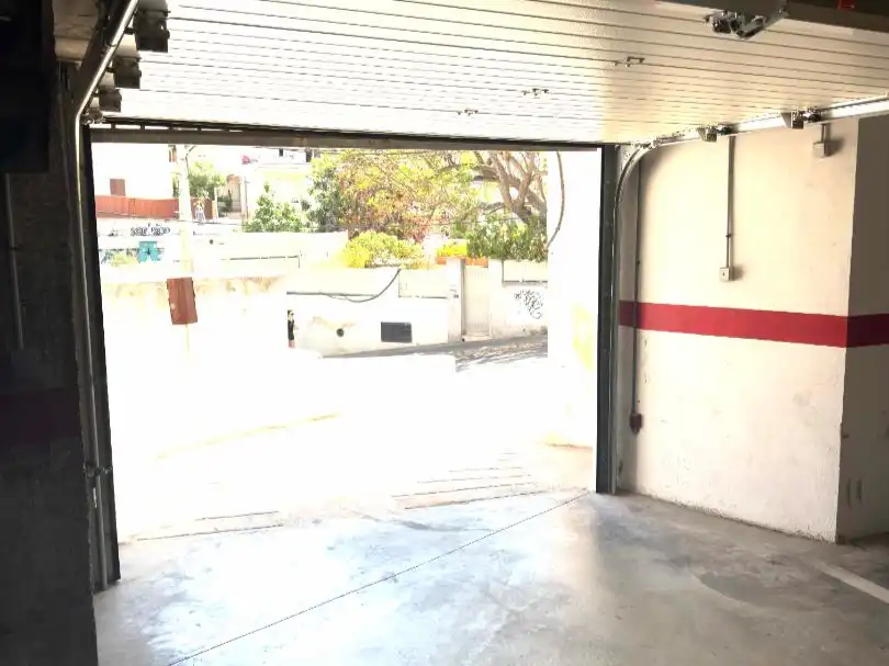 Parkplatz von Garage zur Miete in  Palma de Mallorca