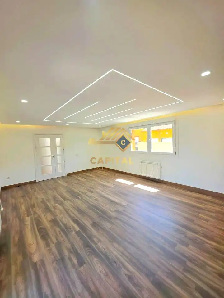 Sala d'estar de Casa adosada en venda en Magán amb Calefacció, Parquet i Terrassa