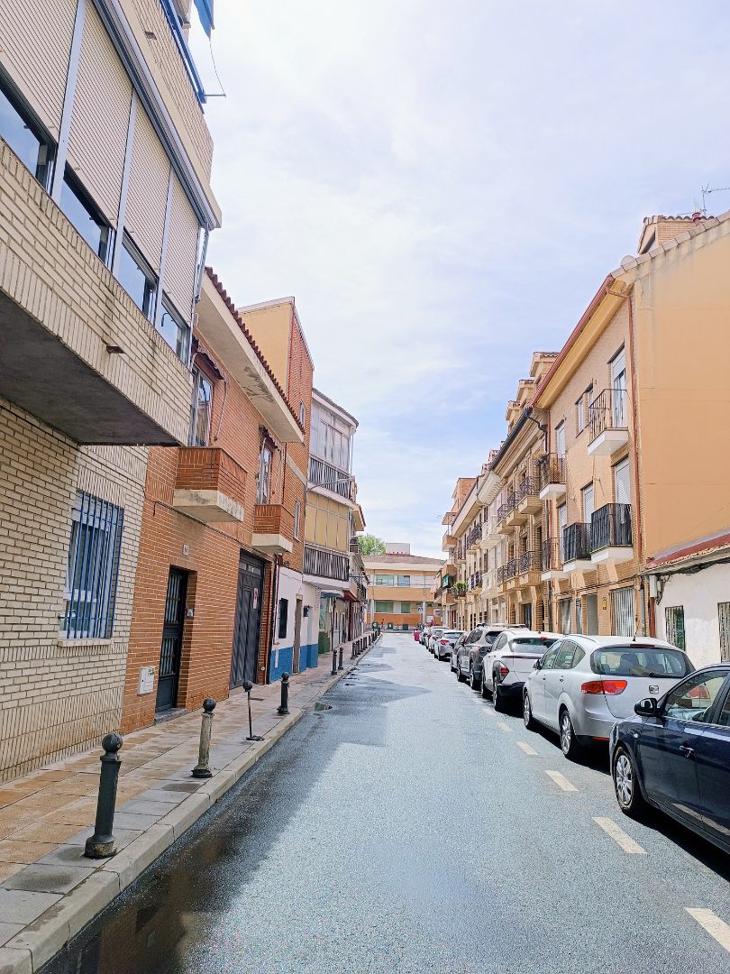 Exterior view of Single-family semi-detached for sale in San Fernando de Henares  with Heating