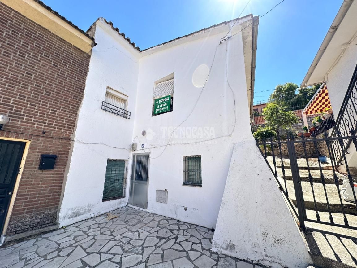 Exterior view of Single-family semi-detached for sale in Los Santos de la Humosa