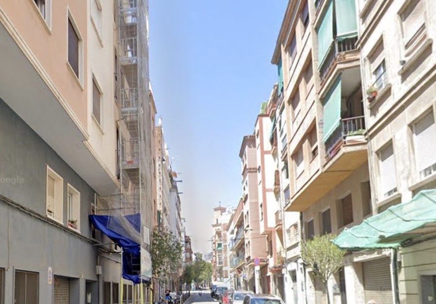 Vista exterior de Pis en venda en L'Hospitalet de Llobregat