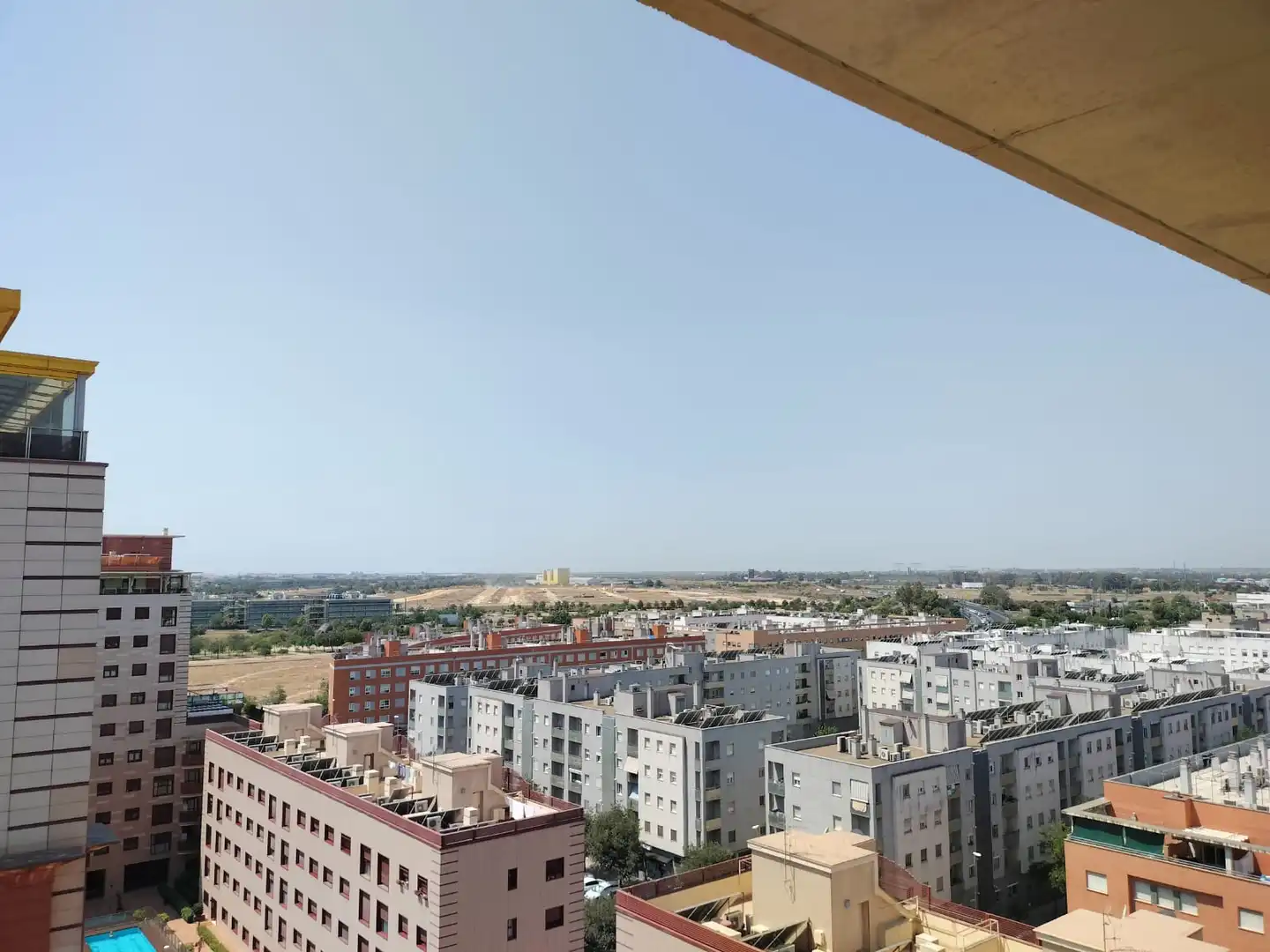 Vista exterior de Piso en venta en Sevilla con Aire acondicionado y Terraza