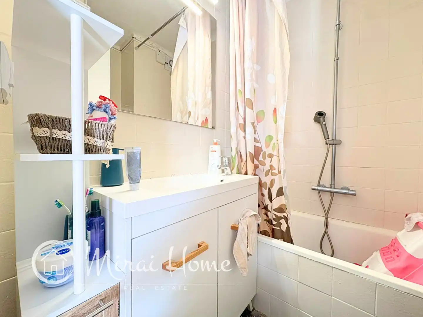Baño de Piso en venta en Granollers con Aire acondicionado y Balcón