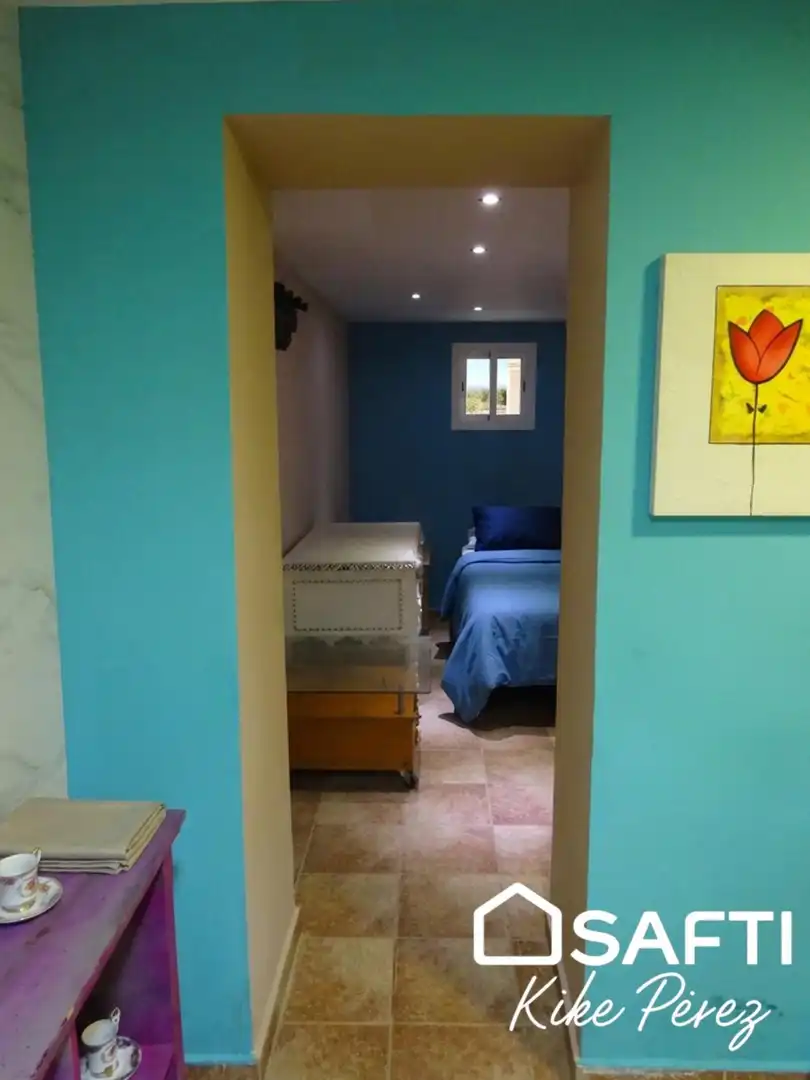 Dormitori de Casa o xalet en venda en Rubí amb Terrassa, Piscina i Moblat