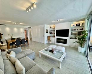 Living room of Single-family semi-detached for sale in Marbella  with Air Conditioner, Private garden and Terrace