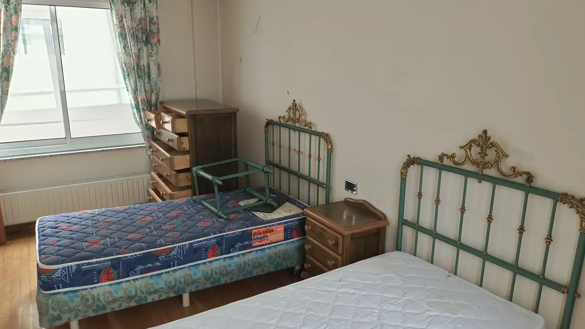 Schlafzimmer von Maisonette zum Verkauf in Vilalba mit Heizung und Möbliert
