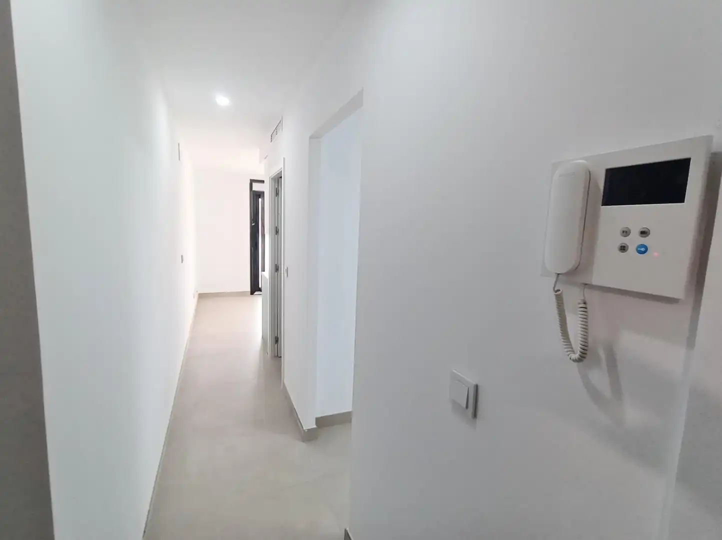 Apartment mit Pool zum Verkauf in La Carihuela - Los Nidos, imagen 3