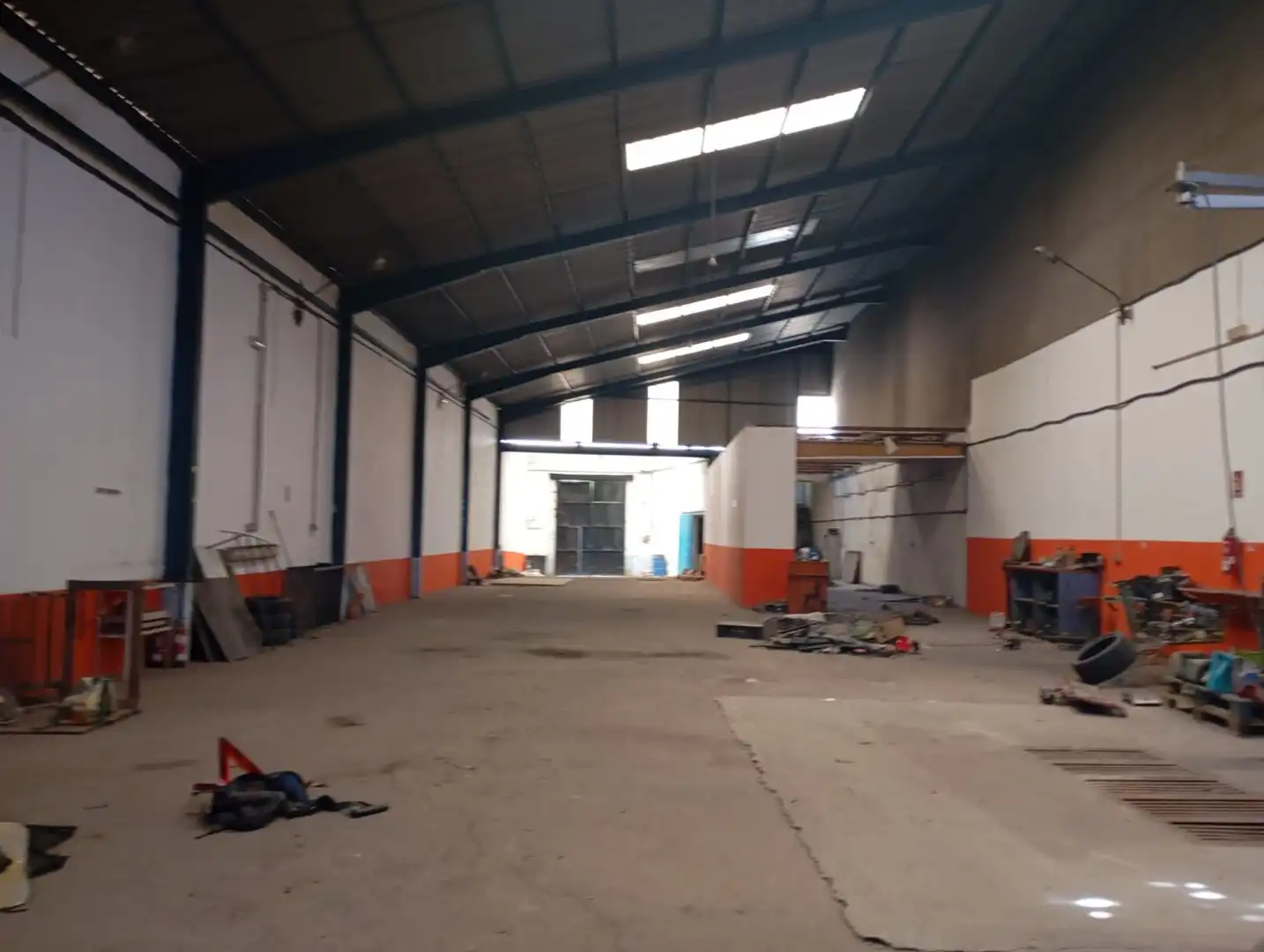 Industriegebäude zur Miete in Valdepeñas