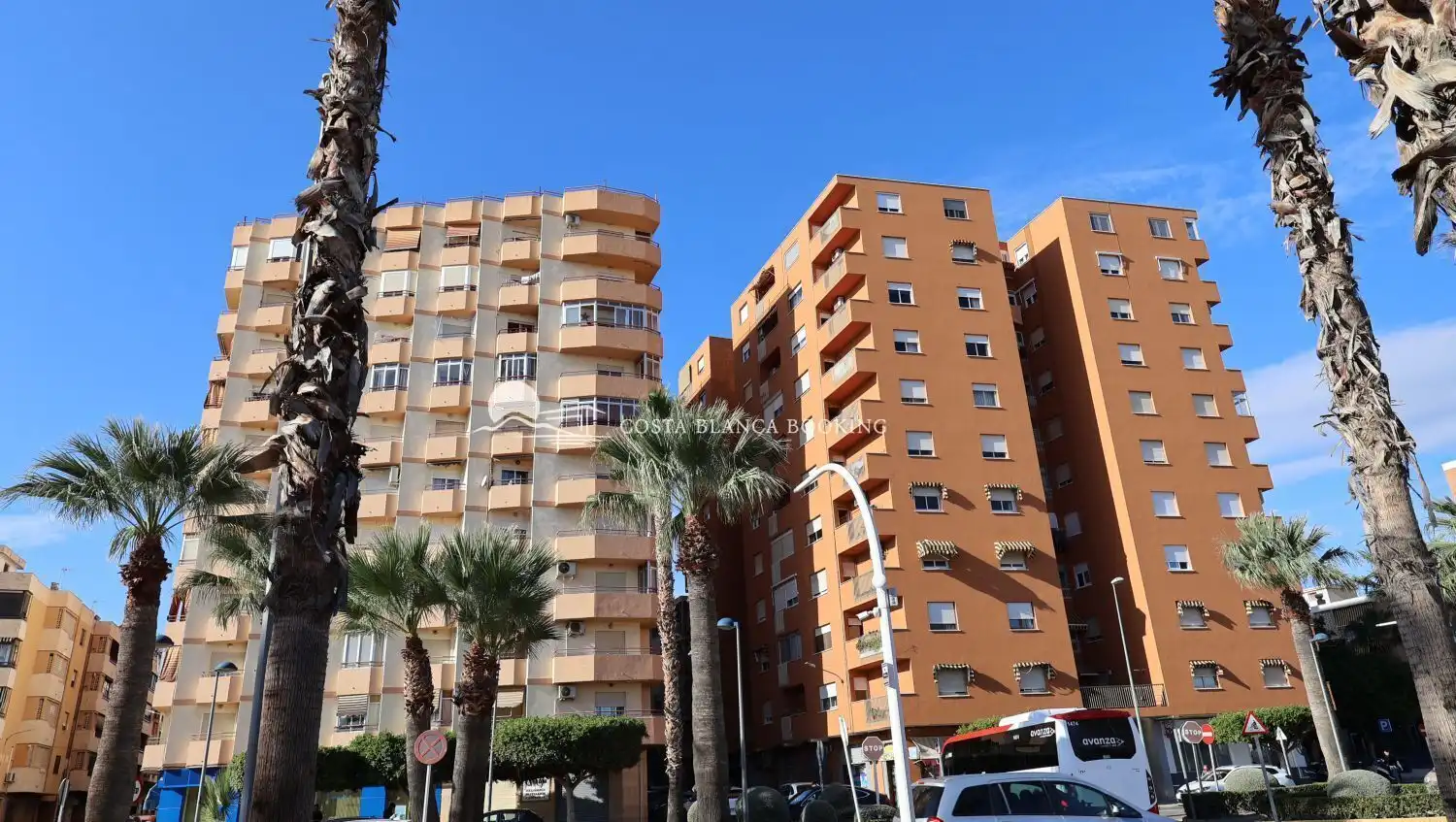 Vista exterior de Apartamento en venta en Villajoyosa / La Vila Joiosa con Calefacción y Terraza