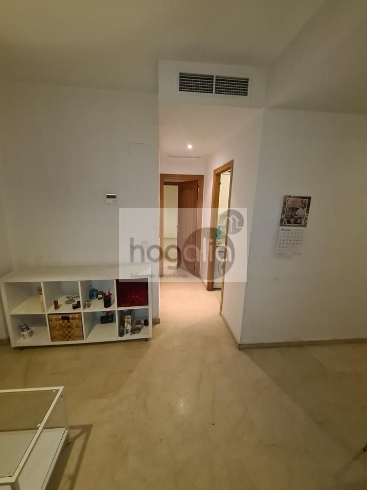 Pis de lloguer en  Sevilla Capital amb Aire condicionat, Piscina i Moblat