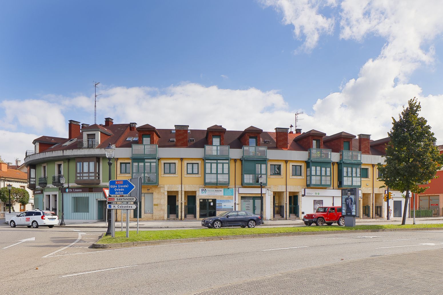 Vista exterior de Oficina en venta en Gijón 