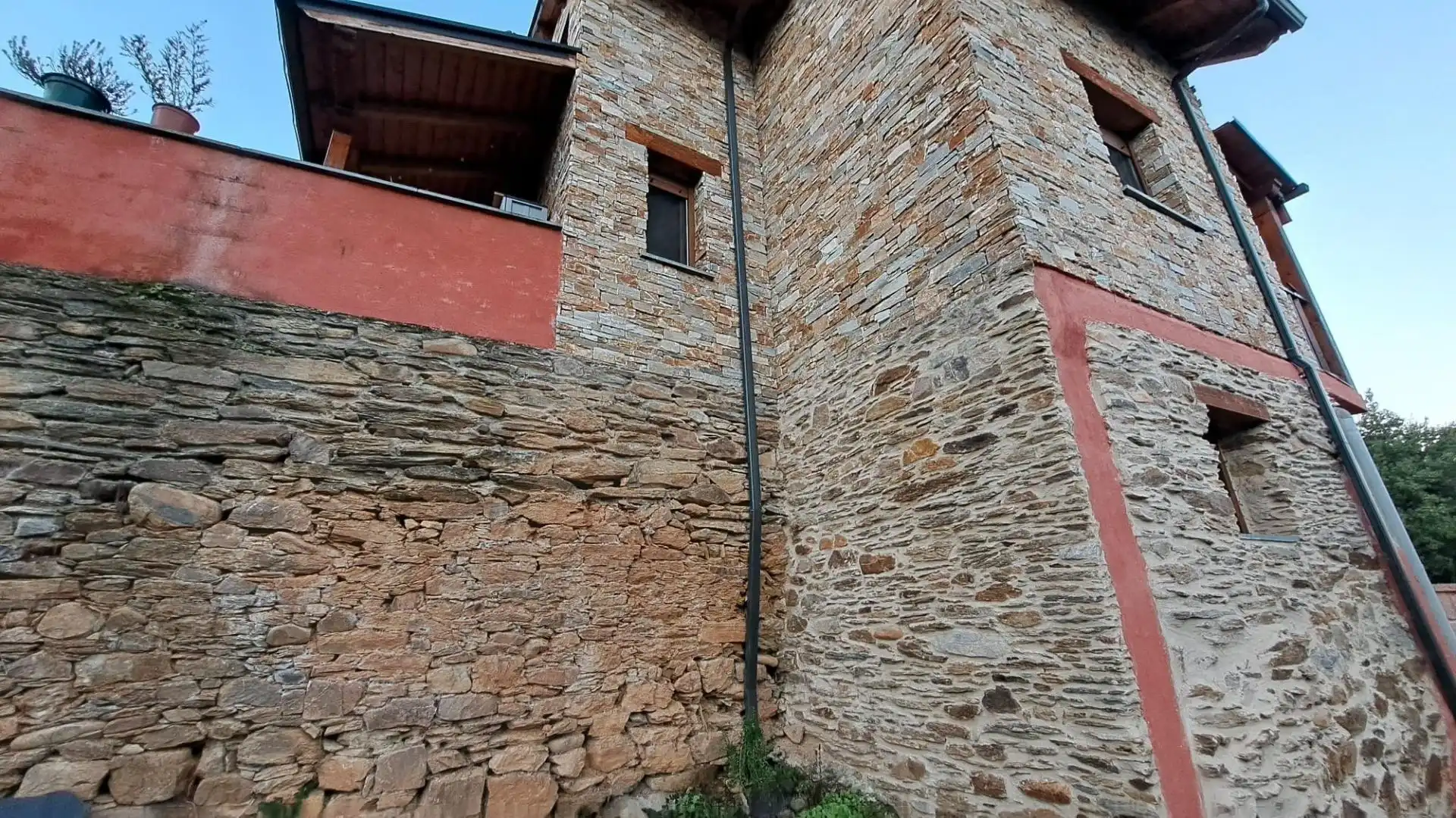 Außenansicht von Country house zum Verkauf in Toral de los Vados