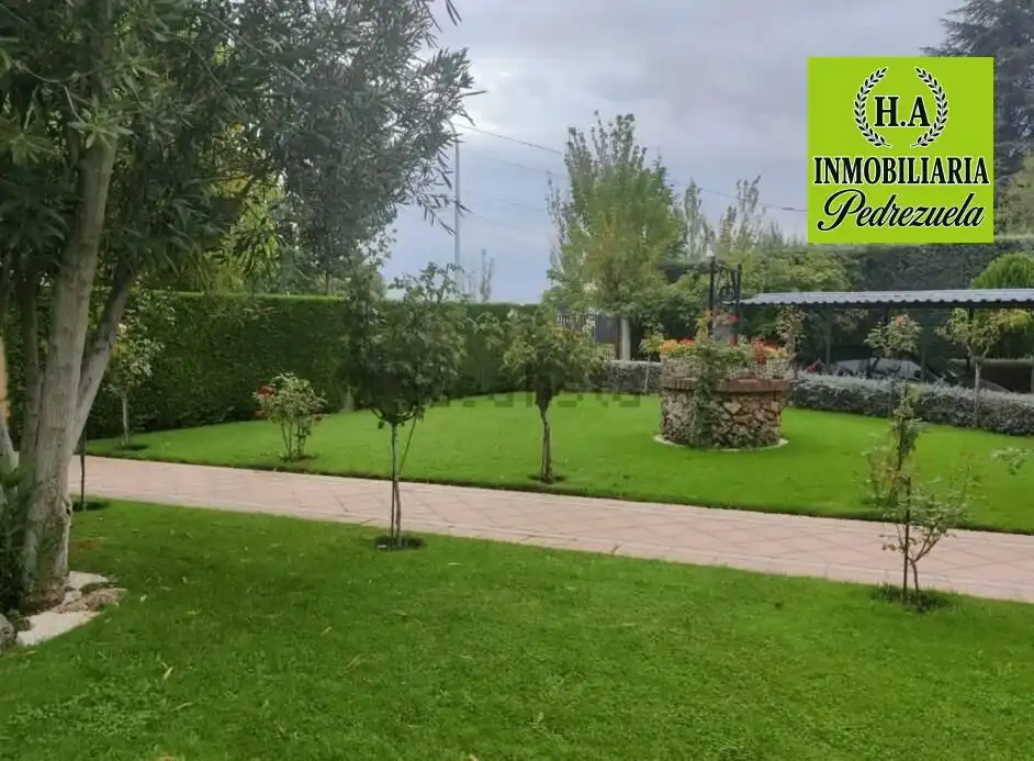 Villa con piscina in vendita a Pedrezuela, imagen 9