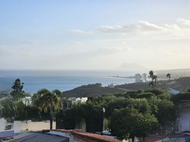 Villa con giardino in vendita a Torreguadiaro - San Diego