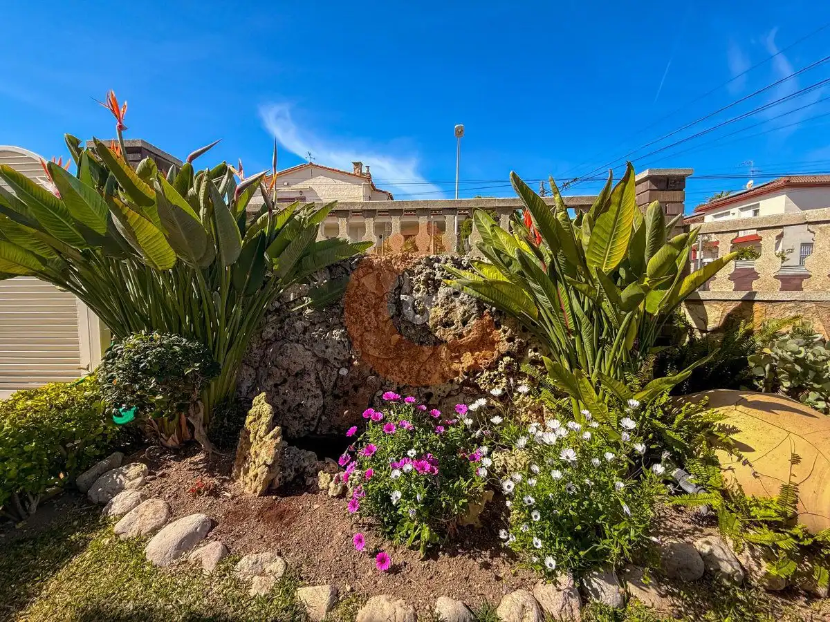 Jardí de Casa o xalet en venda en El Vendrell amb Calefacció, Jardí privat i Piscina