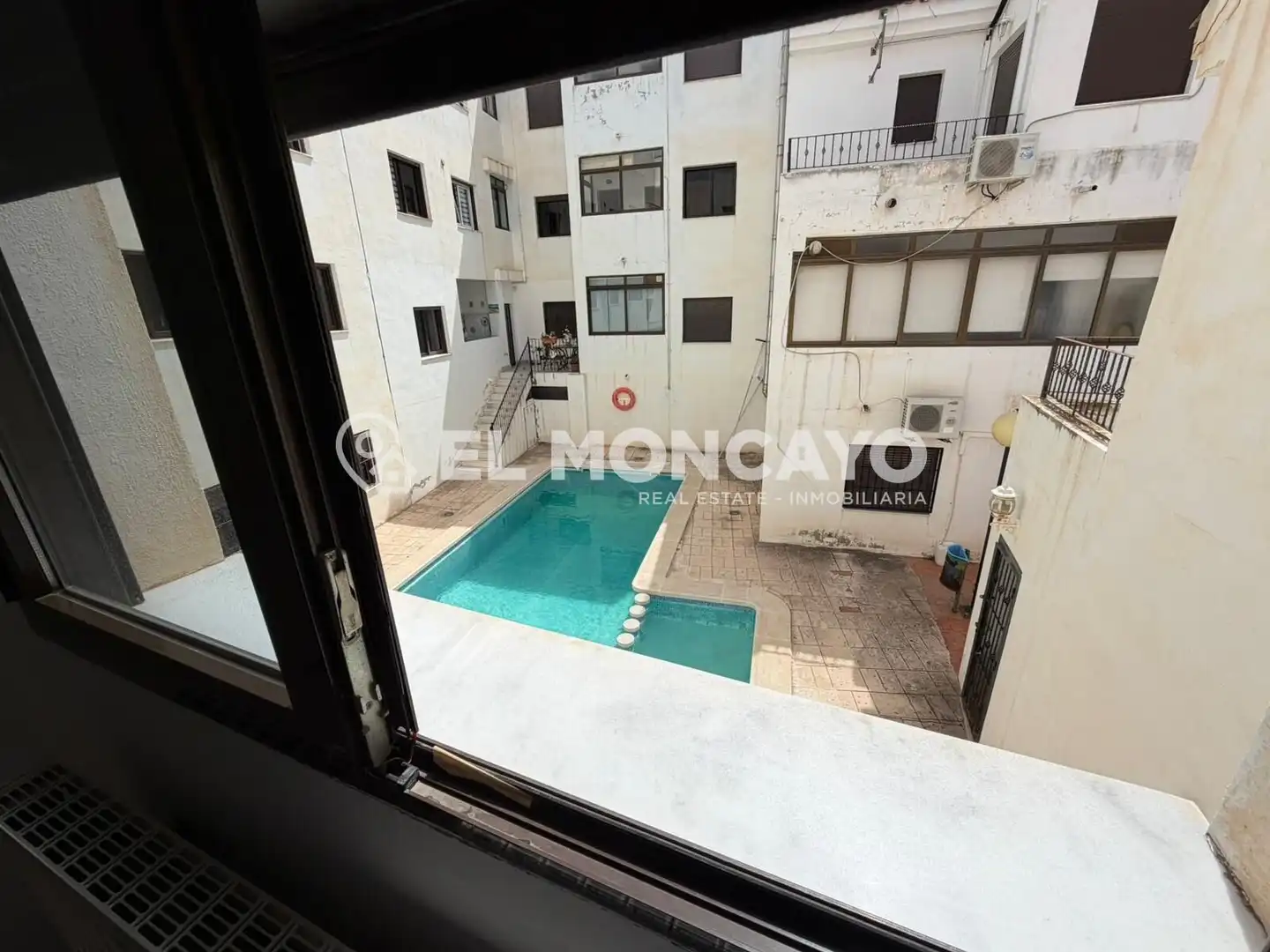 Vista exterior de Apartamento en venta en San Miguel de Salinas con Aire acondicionado, Calefacción y Terraza