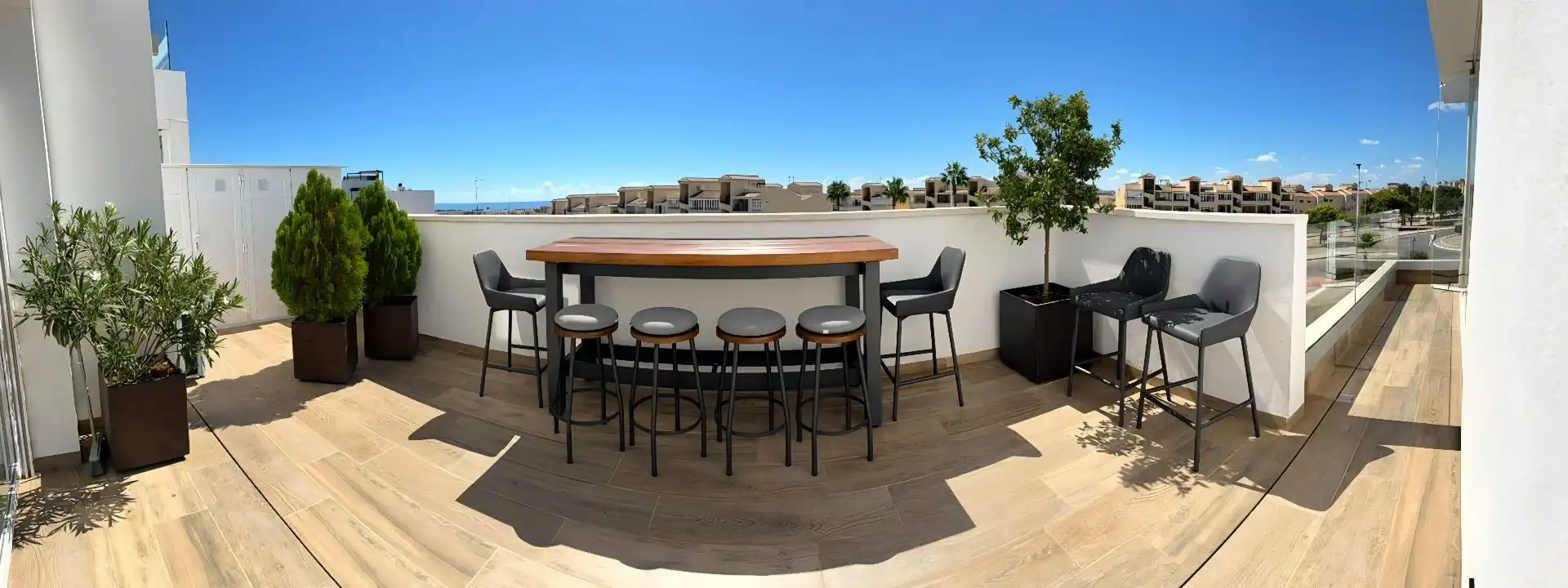 Terrasse von Wohnungen zur Miete in Torrevieja mit Klimaanlage, Terrasse und Abstellraum