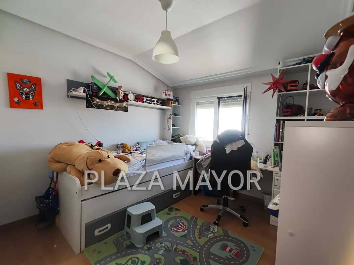 Sala d'estar de Àtic en venda en Villares de la Reina amb Calefacció, Parquet i Terrassa