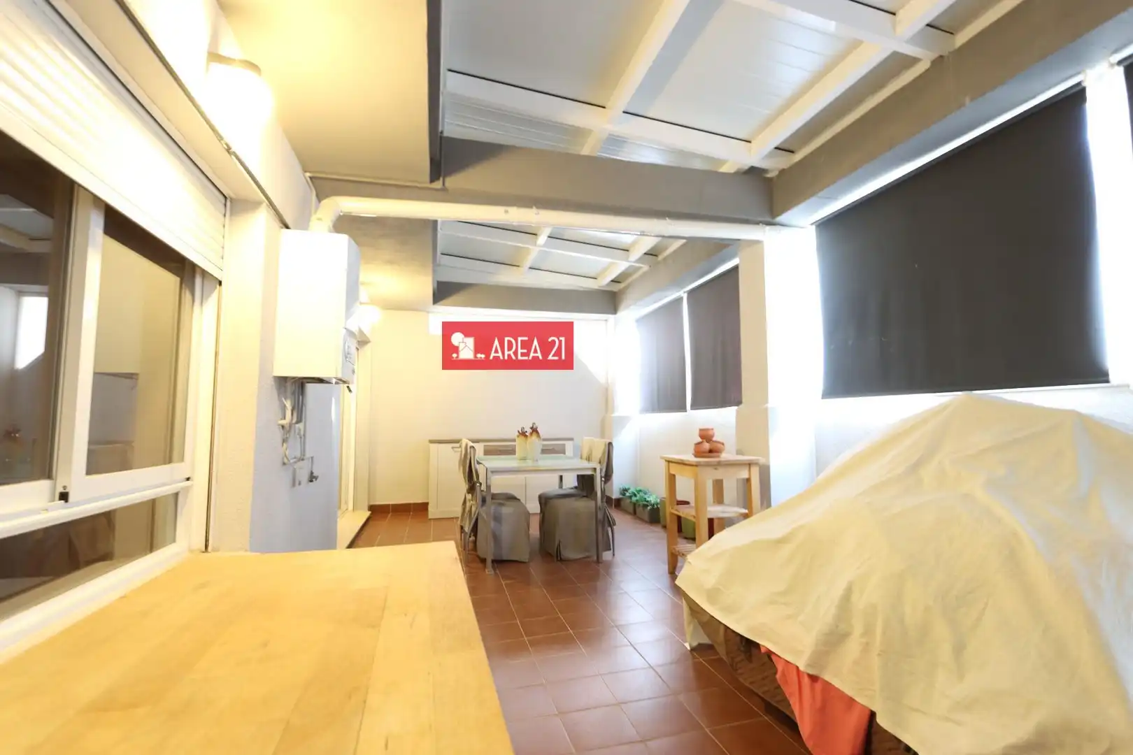 Ático en venta en La Pobla de Vallbona con Aire acondicionado, Calefacción y Terraza