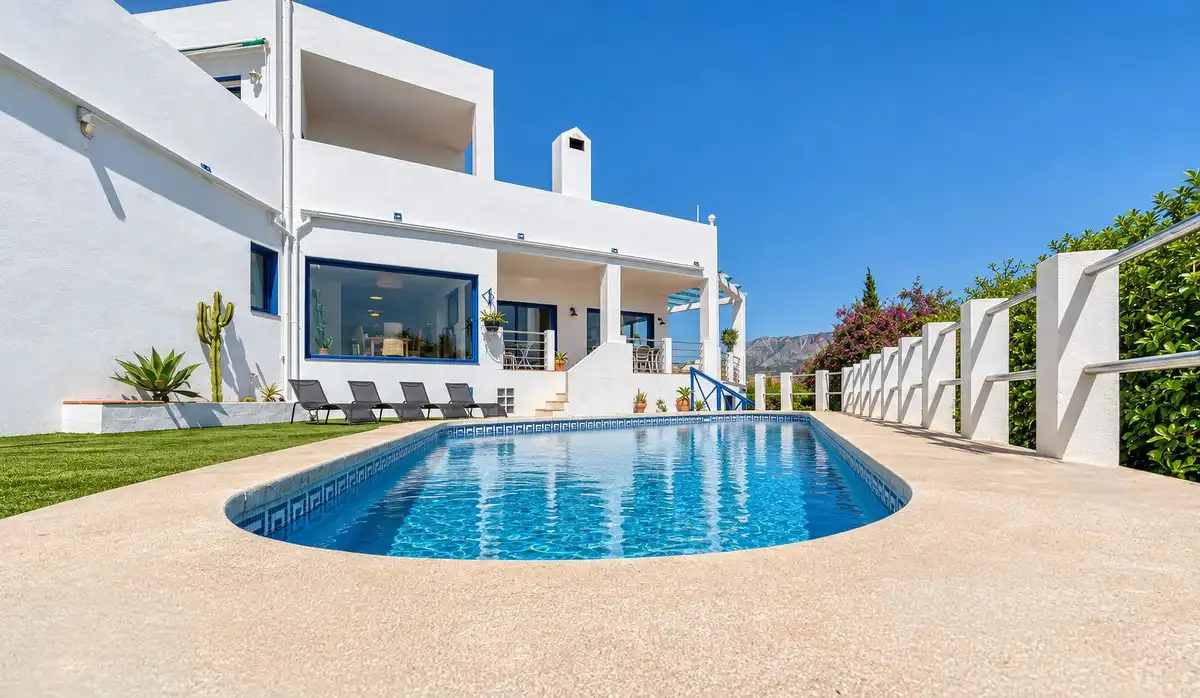 Chalet con piscina en venta en Hipódromo - Cerrado del Águila, imagen 4