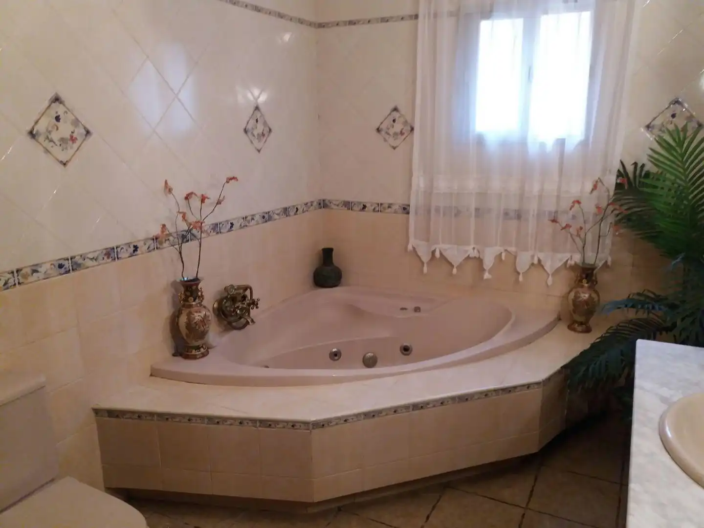 Badezimmer von Country house zum Verkauf in Jimena de la Frontera mit Privatgarten, Terrasse und Abstellraum