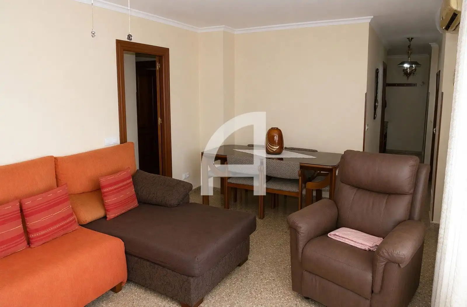 Sala de estar de Piso en venta en Fuengirola con Aire acondicionado, Calefacción y Terraza