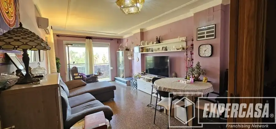 Living room of Flat for sale in Alaquàs  with Air Conditioner
