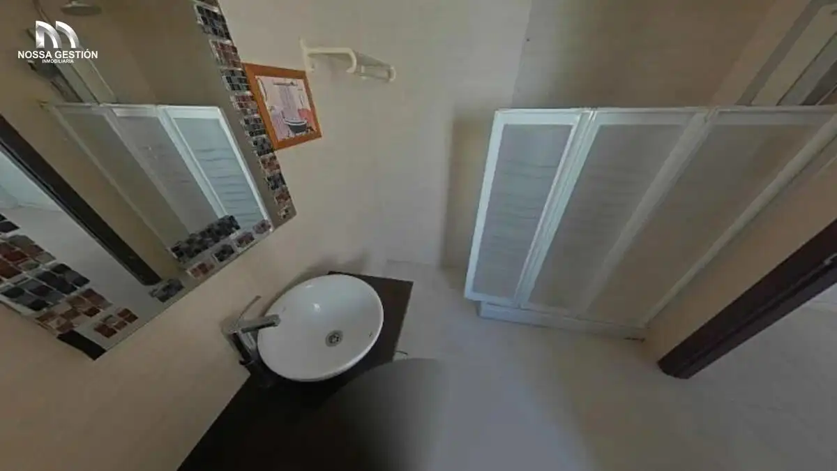 Baño de Piso en venta en Alicante / Alacant con Terraza y Balcón