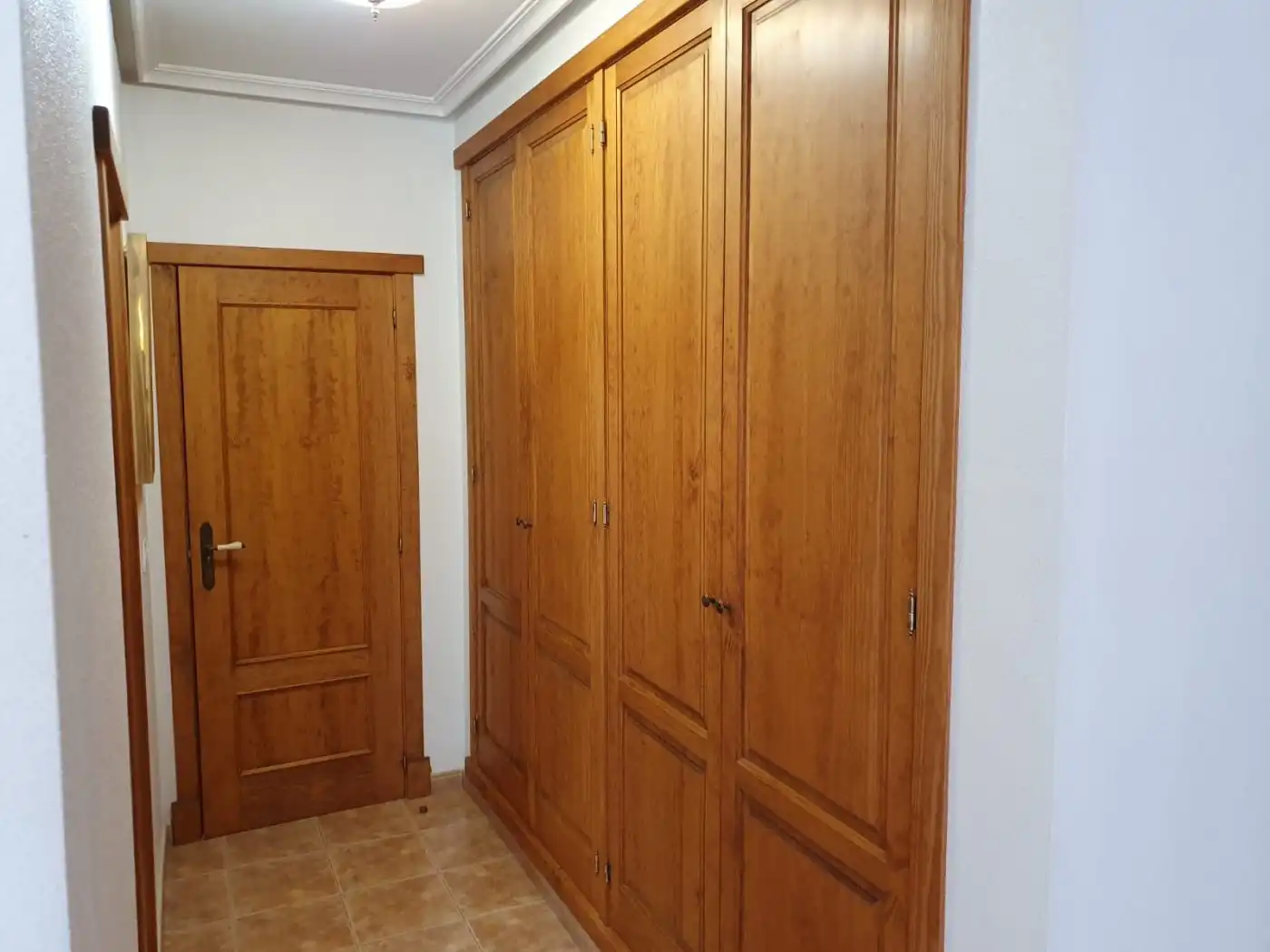 Einfamilien-Reihenhaus zum Verkauf in El Pinós / Pinoso mit Möbliert