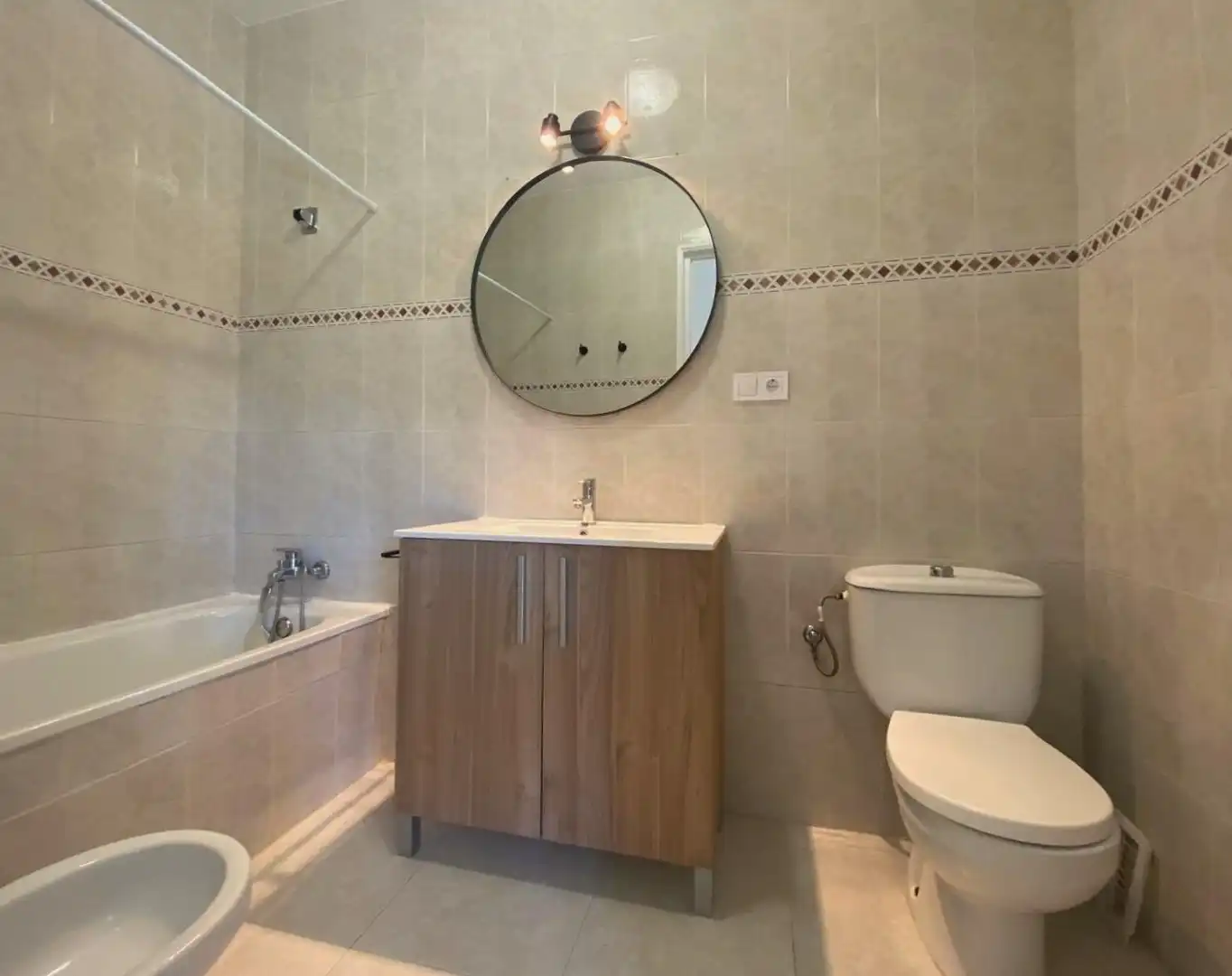 Bathroom of Flat for rent in Valencia
