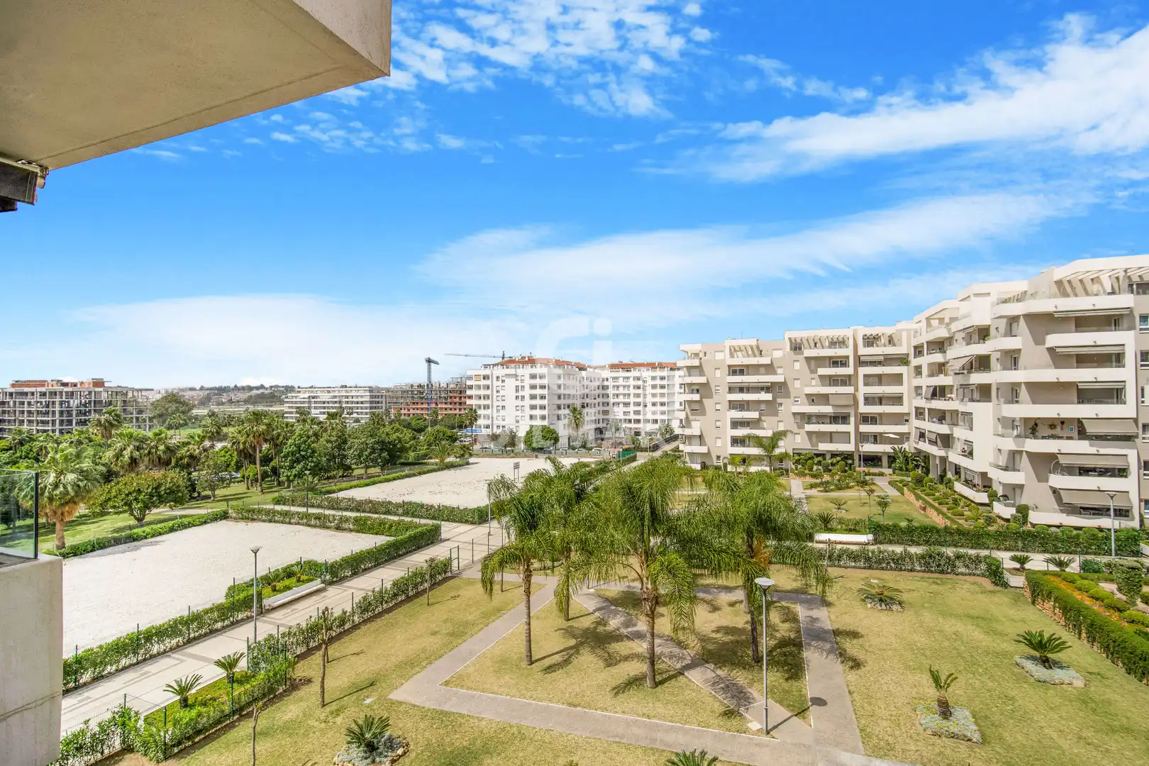 Vista exterior de Apartament en venda en Marbella amb Calefacció, Traster i Piscina