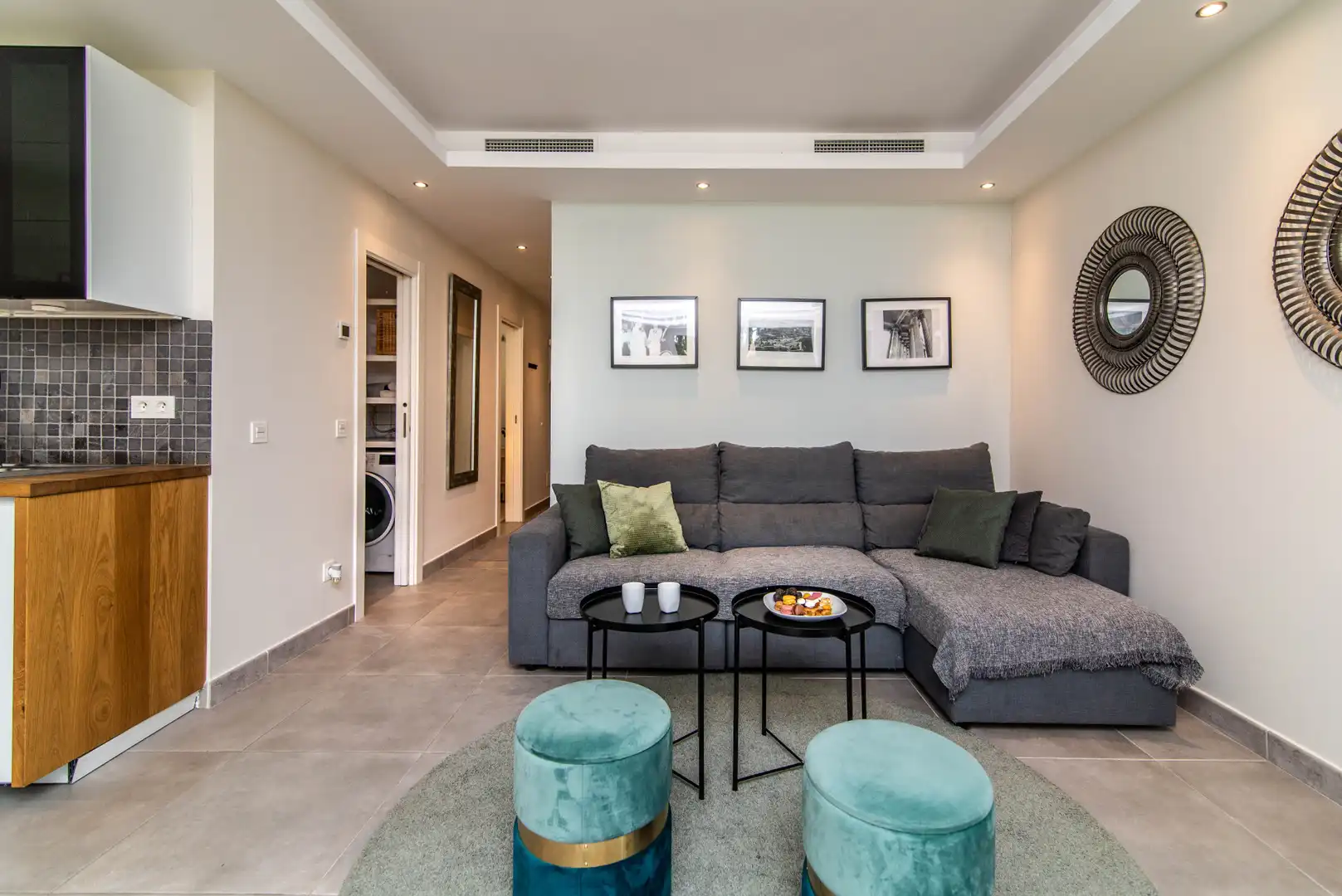 Sala de estar de Apartamento de alquiler en Marbella con Aire acondicionado, Calefacción y Terraza