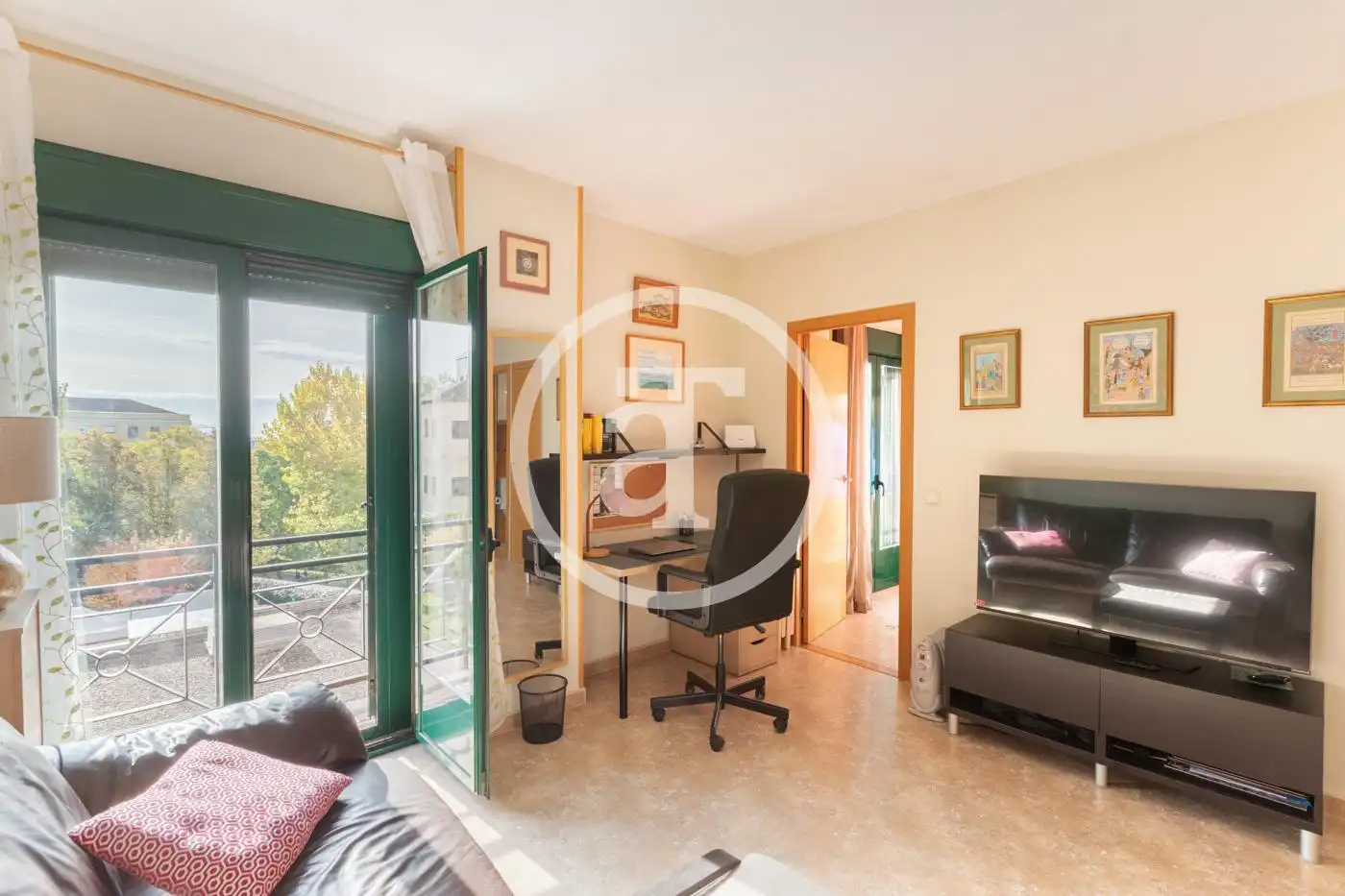 Flat for rent in Madrid  with Air Conditioner, Heating and Furnished
