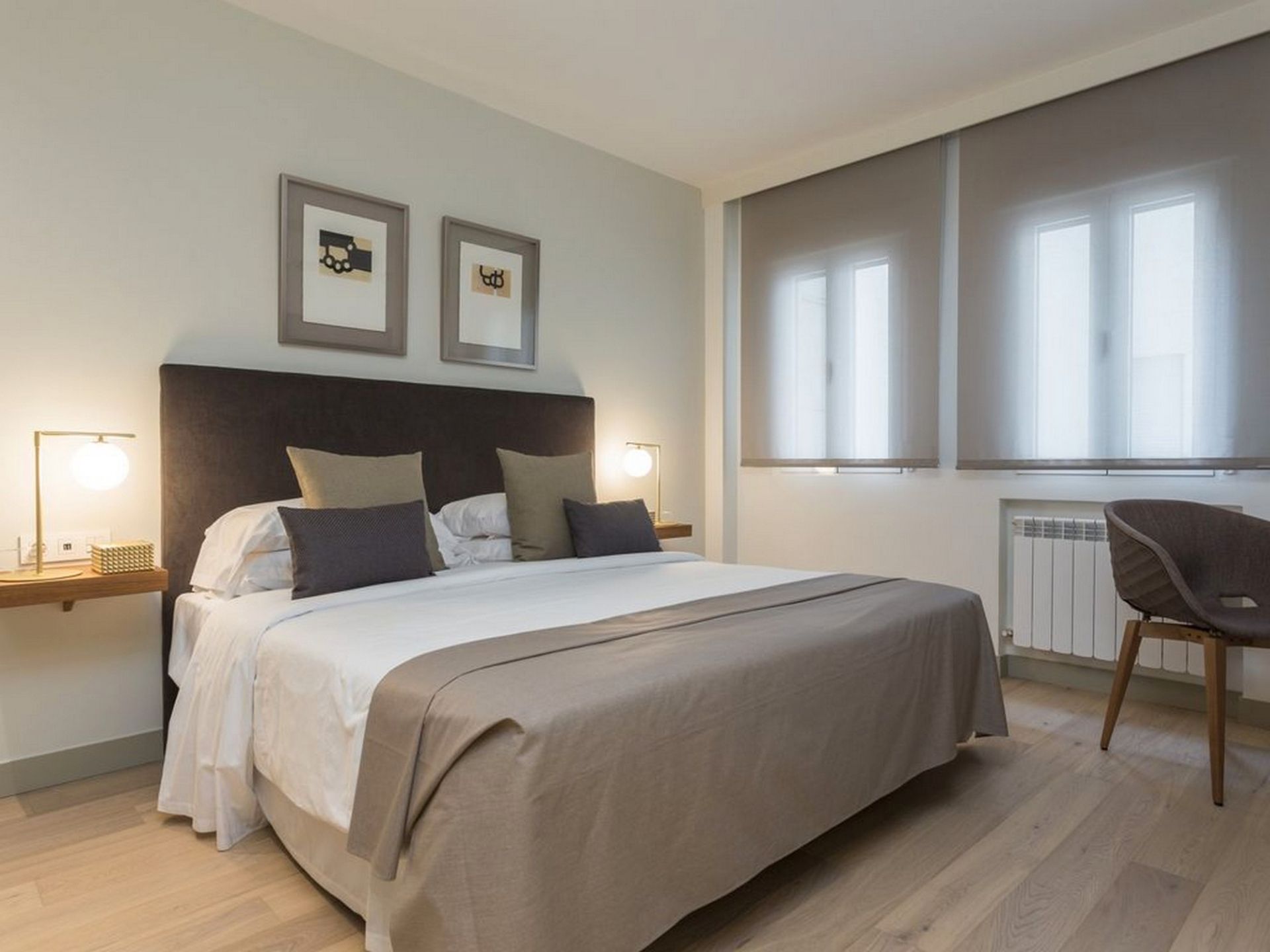 Habitación de Piso de alquiler en  Barcelona Capital con Aire acondicionado, Amueblado y TV