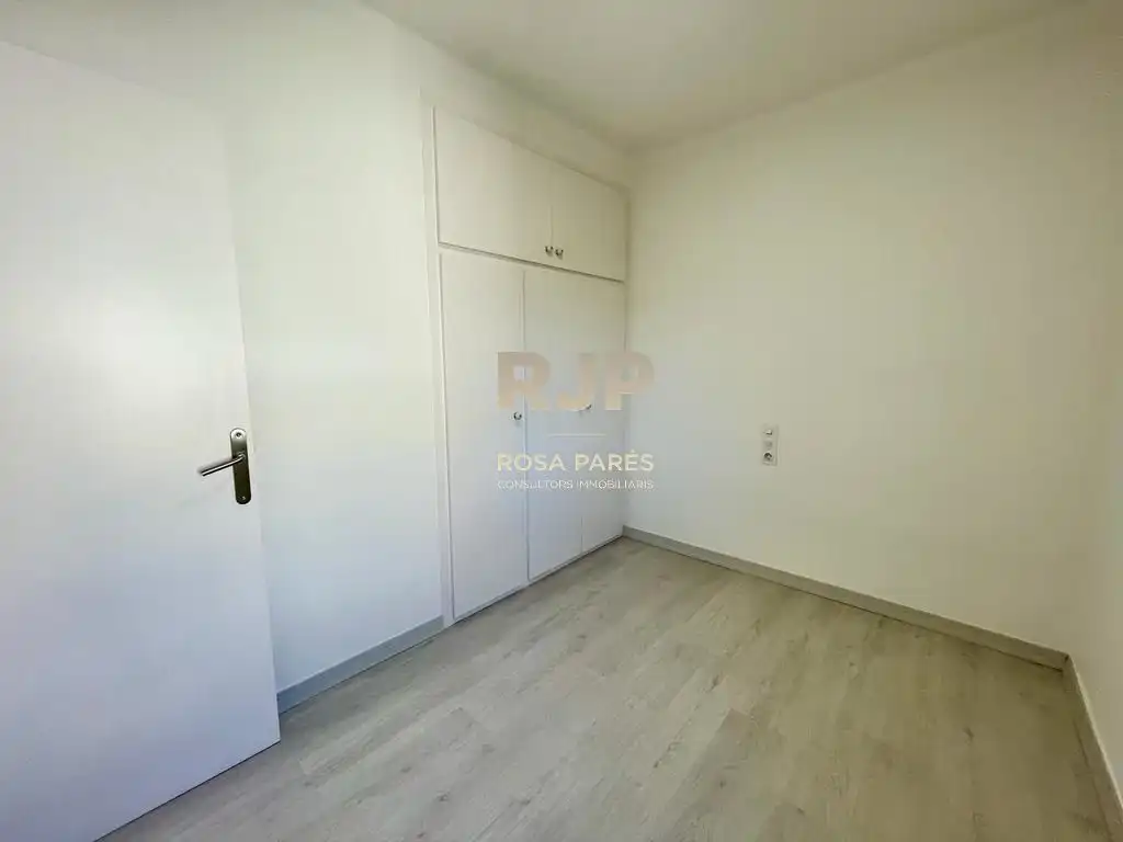 Bedroom of Houses for rent in Centelles  with Heating, Terrace and Storage room