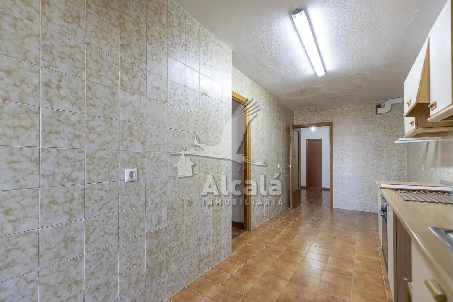Piso en venta en Alcalá de Henares con Calefacción, Parquet y Terraza