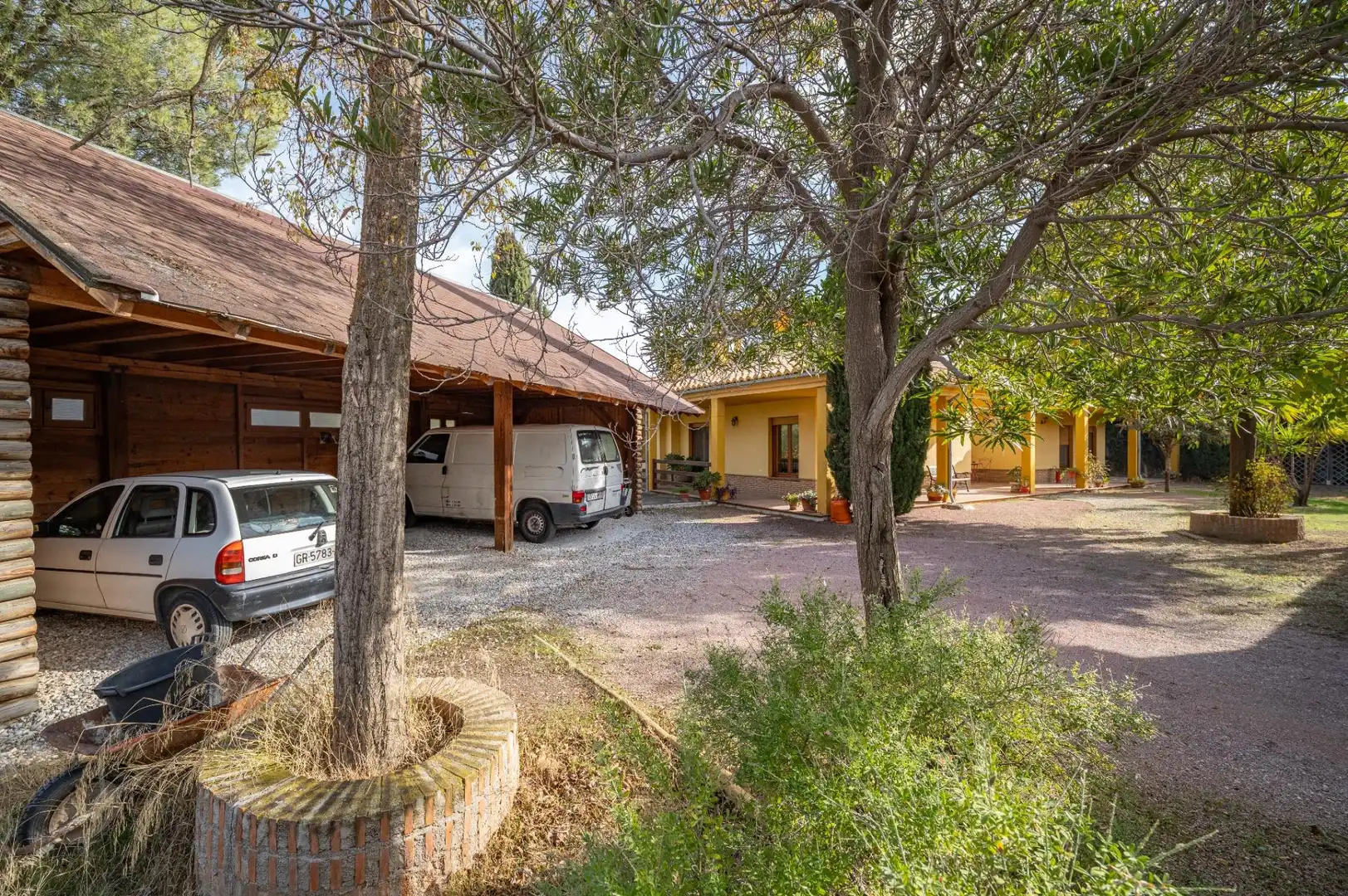 Parkplatz von Haus oder Chalet zum Verkauf in Alhendín mit Heizung, Privatgarten und Terrasse