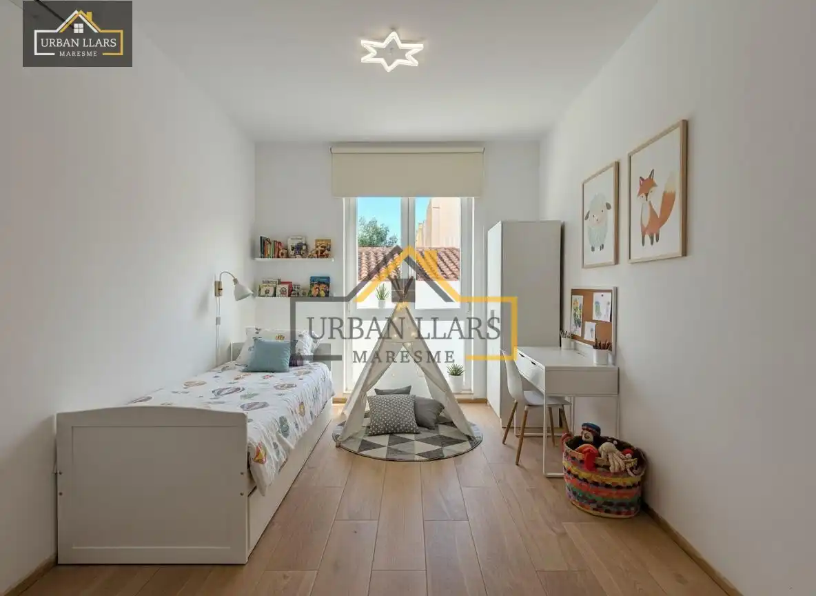 Schlafzimmer von Haus oder Chalet zum Verkauf in Mataró mit Heizung, Parkett und Terrasse