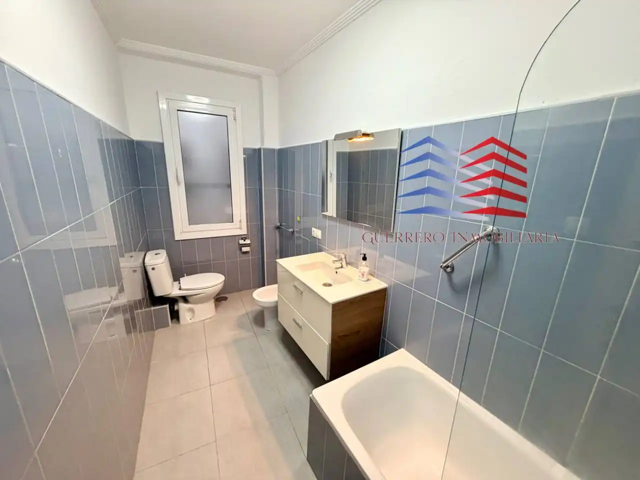 Bathroom of Flat for rent in O Carballiño    with Heating and Furnished