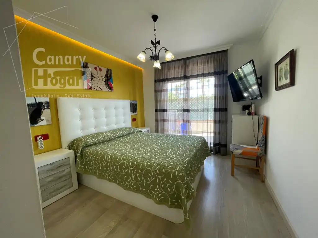 Habitación de Apartamento en venta en Granadilla de Abona con Calefacción, Jardín privado y Amueblado