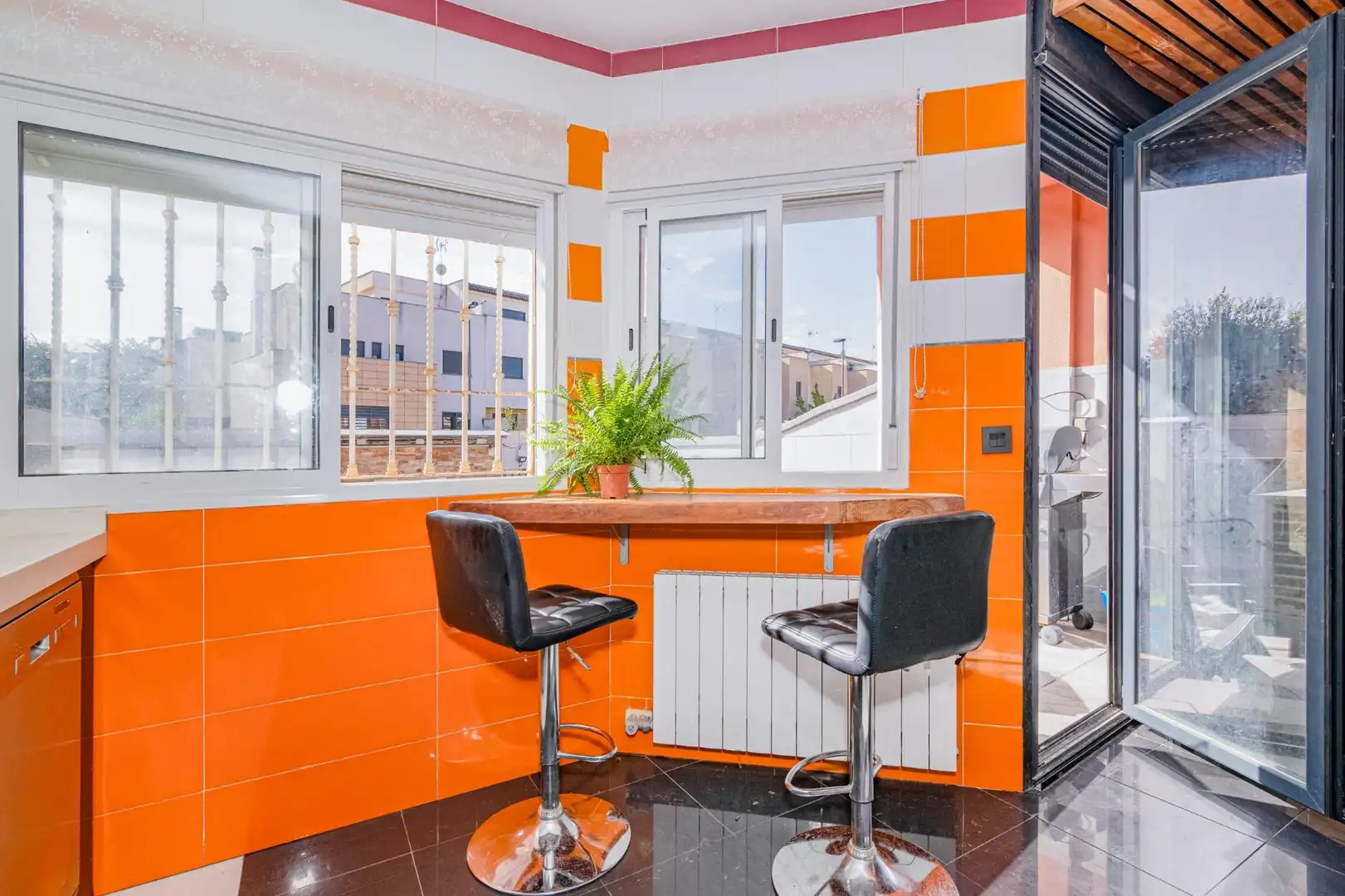 Casa bifamiliare con piscina in vendita a Avenida Cristóbal Colón 1, imagen 17