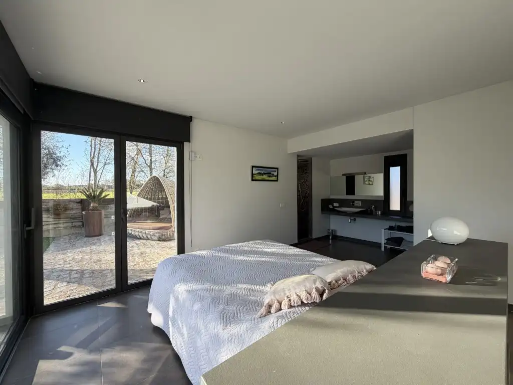 Habitación de Casa o chalet en venta en Cornellà del Terri con Jardín privado, Terraza y Piscina