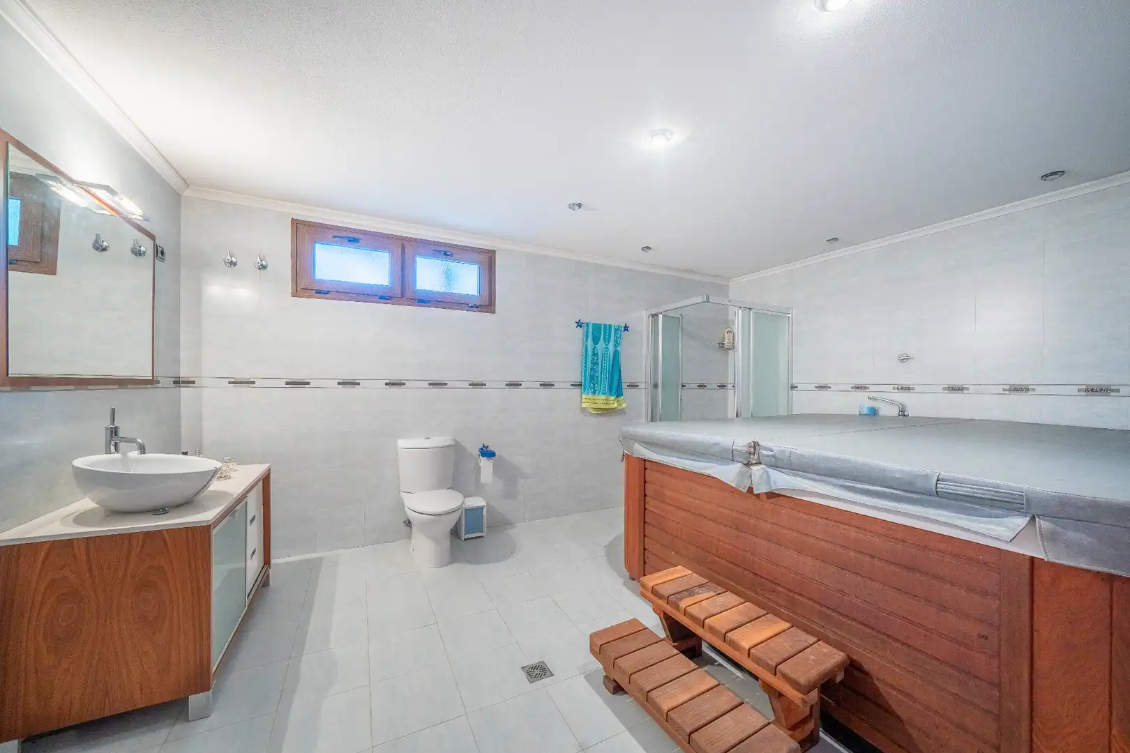Baño de Casa o chalet en venta en Torrevieja con Aire acondicionado, Calefacción y Jardín privado