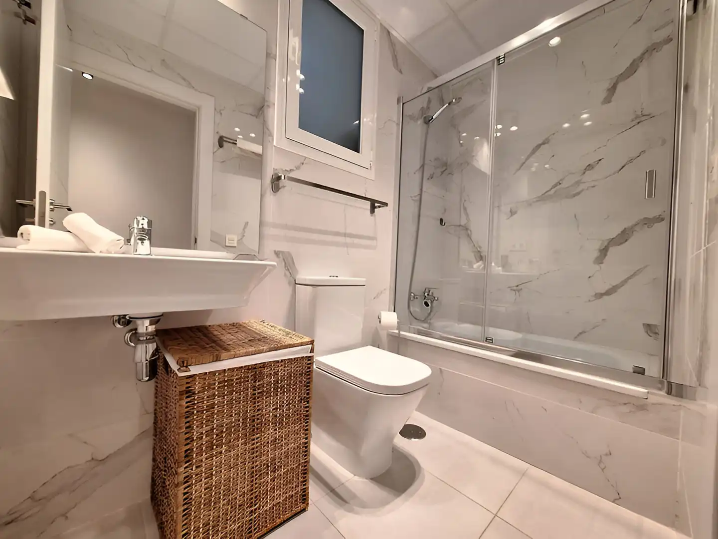 Apartment mit Pool zum Verkauf in Nueva Andalucía, imagen 17