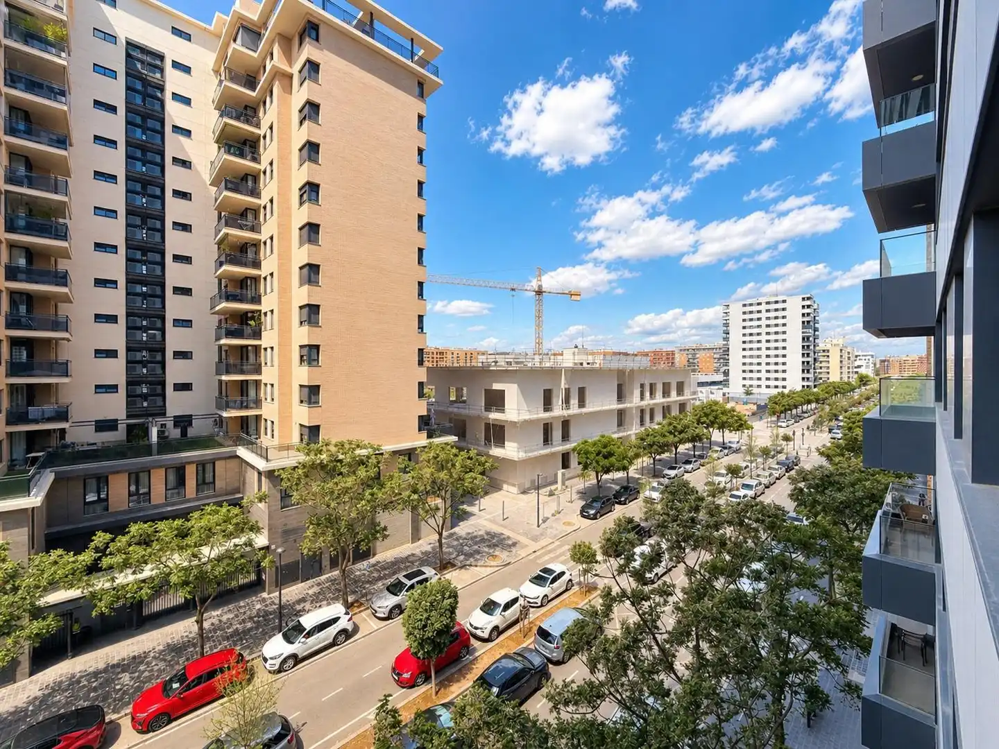Außenansicht von Wohnung zum Verkauf in Valencia mit Klimaanlage, Terrasse und Abstellraum