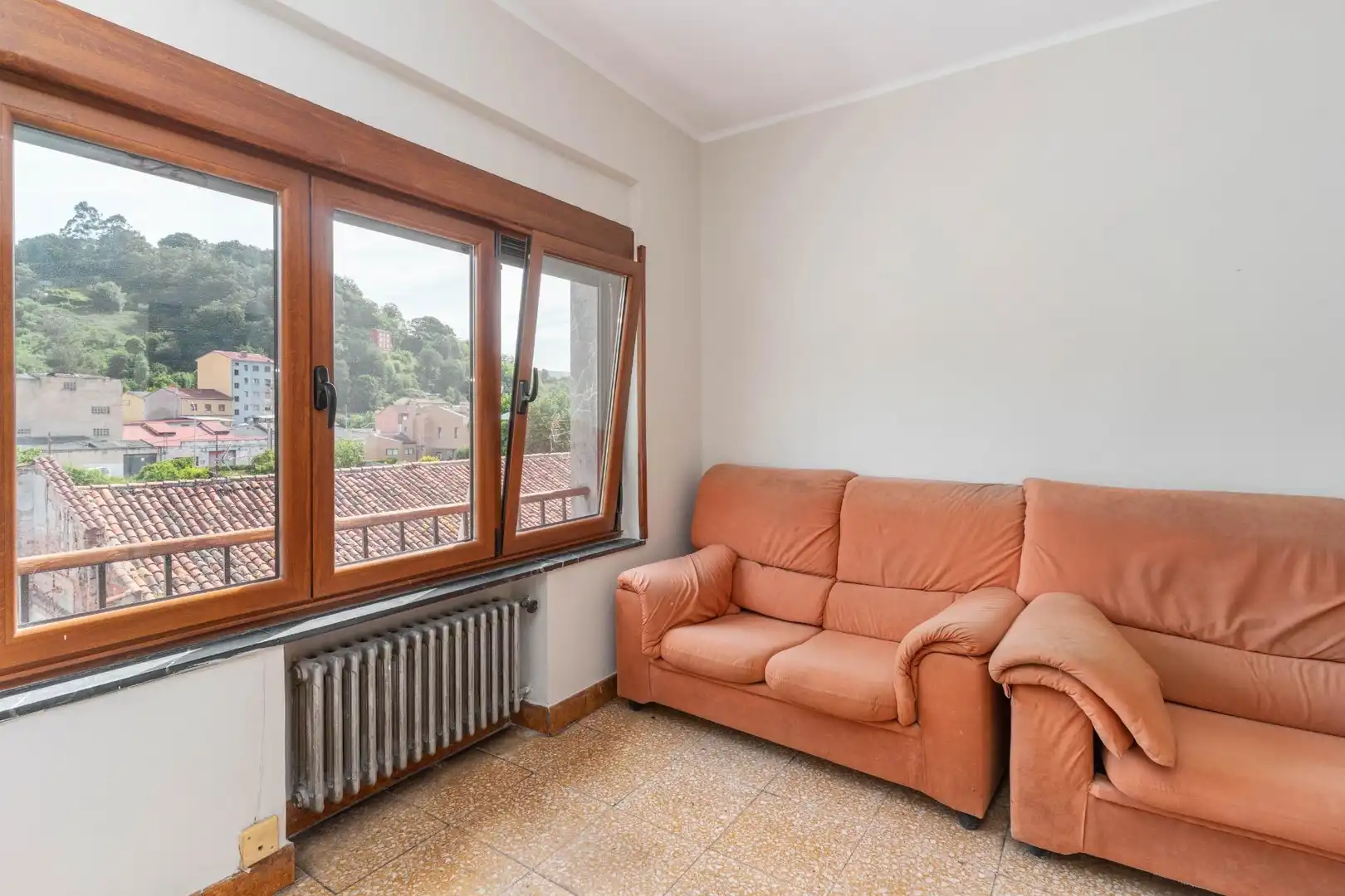 Living room of Flat for sale in Langreo  with Heating and Terrace