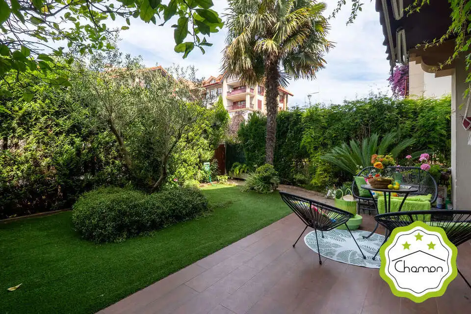 Terraza de Casa o chalet en venta en Arrigorriaga con Jardín privado