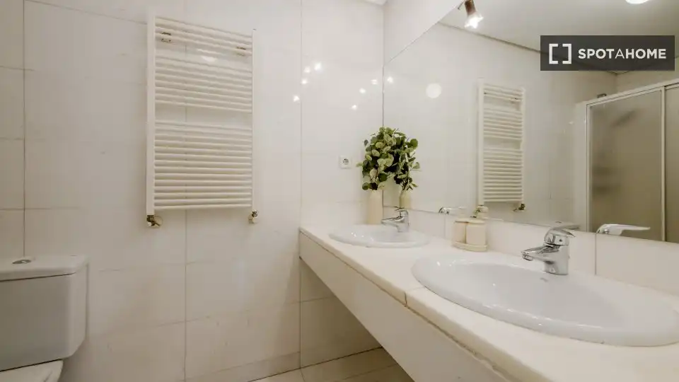 Room in Madrid, Madrid