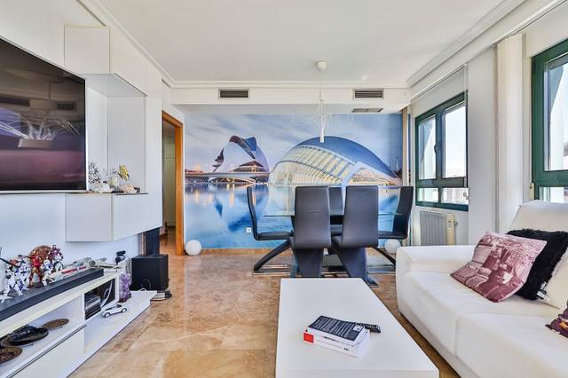 Ático en Venta en  BANDES MUSICA COMUNIDAD V en Ciutat de les Ciències i de les Arts - Justicia